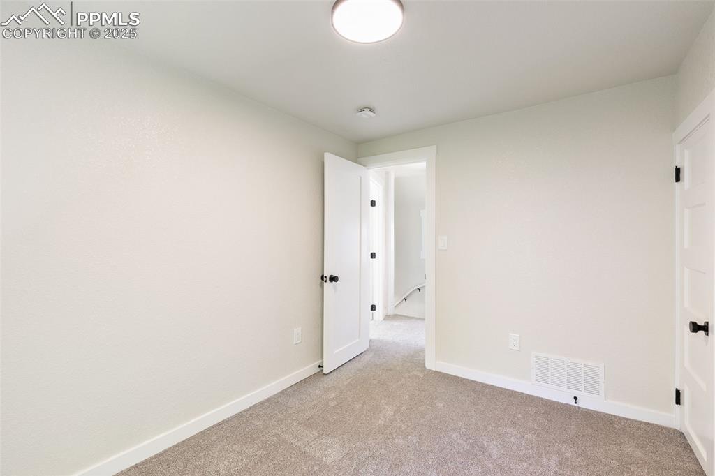 228 East Jefferson Street Colorado Springs, CO 80907 - Photo 25 of 33