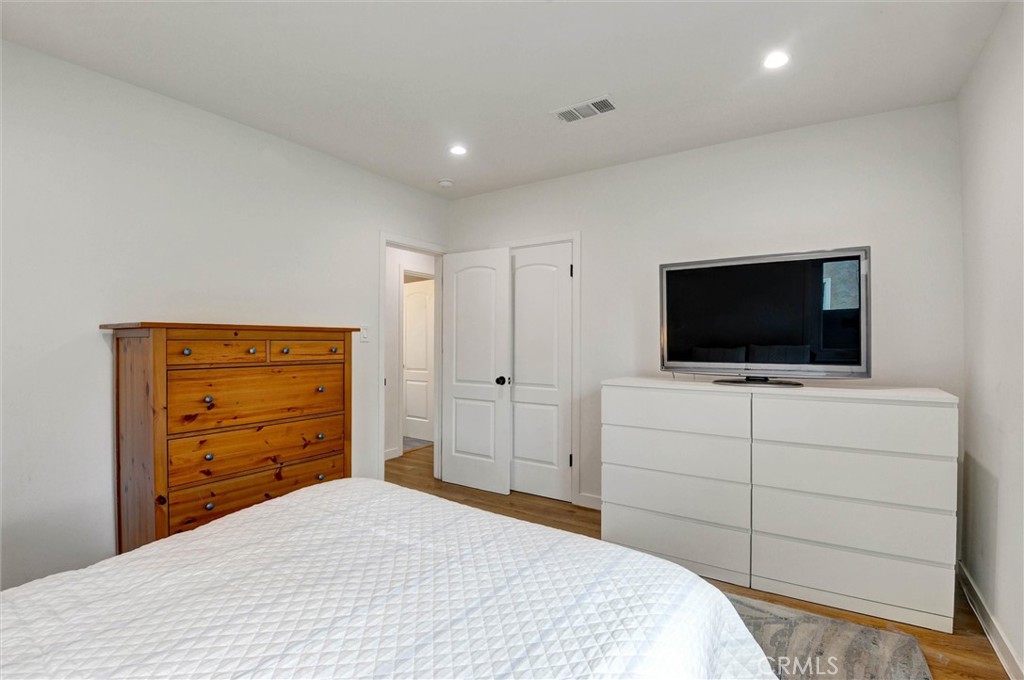 929 North Sunset Avenue Azusa, CA 91702 - Photo 13 of 30
