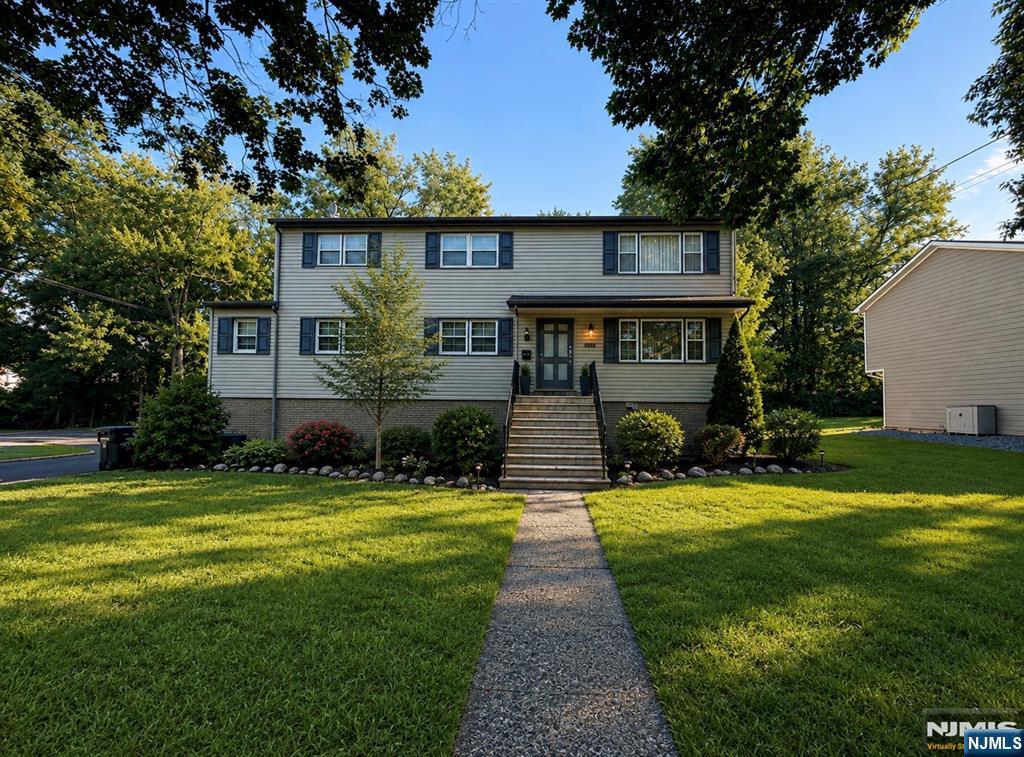 84 Colgate Avenue Paramus, NJ 07652 - Photo 1 of 15 Gallery Image 1
