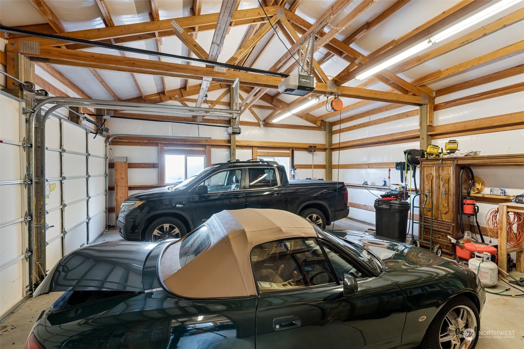 688 Evans Road Toledo, WA 98591 - Photo 26 of 40 a view of parking garage with cars