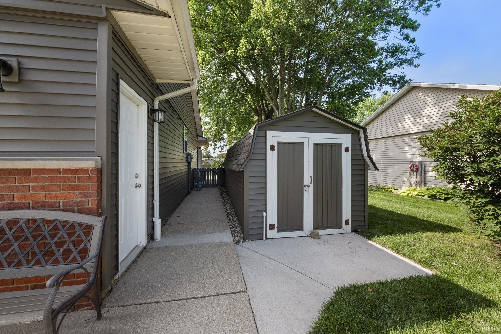 604 West 2nd Street Fowler, IN 47944 - Photo 5 of 36