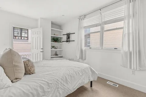 $2,100,000 | 30 Second Street, Cambridge, MA 02141