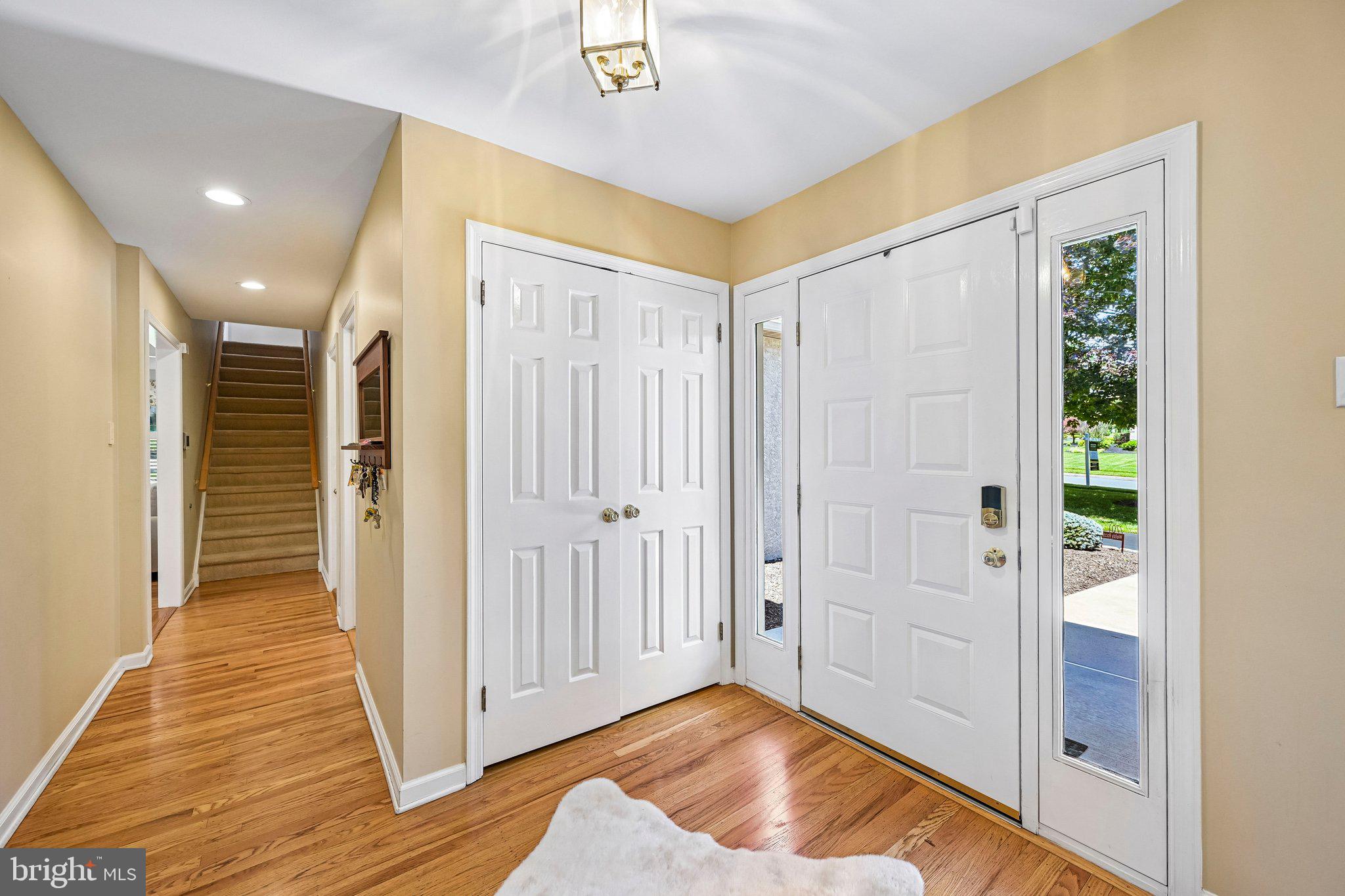 1701 Wellsly Road Dresher, PA 19025 - Photo 4 of 56