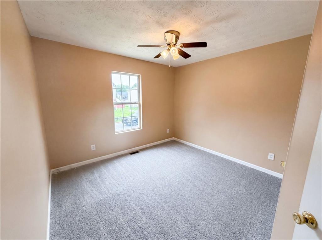 2195 Clayton Ridge Lithonia, GA 30058 - Photo 4 of 22
