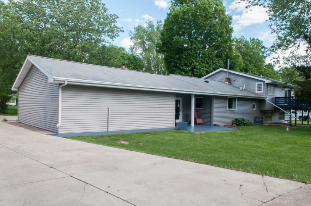 12671 Perry Road Battle Creek, MI 49015 - Photo 5 of 40 RLN_4862