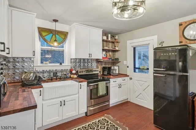 $2,900 | 916 East End Road, Newton, NJ 07860