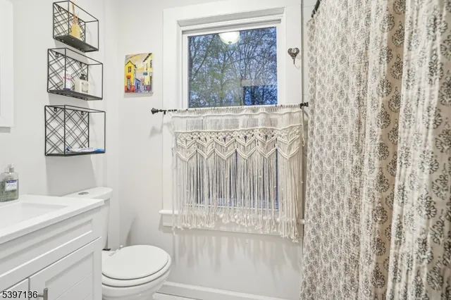 $2,900 | 916 East End Road, Newton, NJ 07860