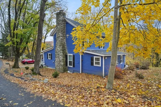 $2,900 | 916 East End Road, Newton, NJ 07860