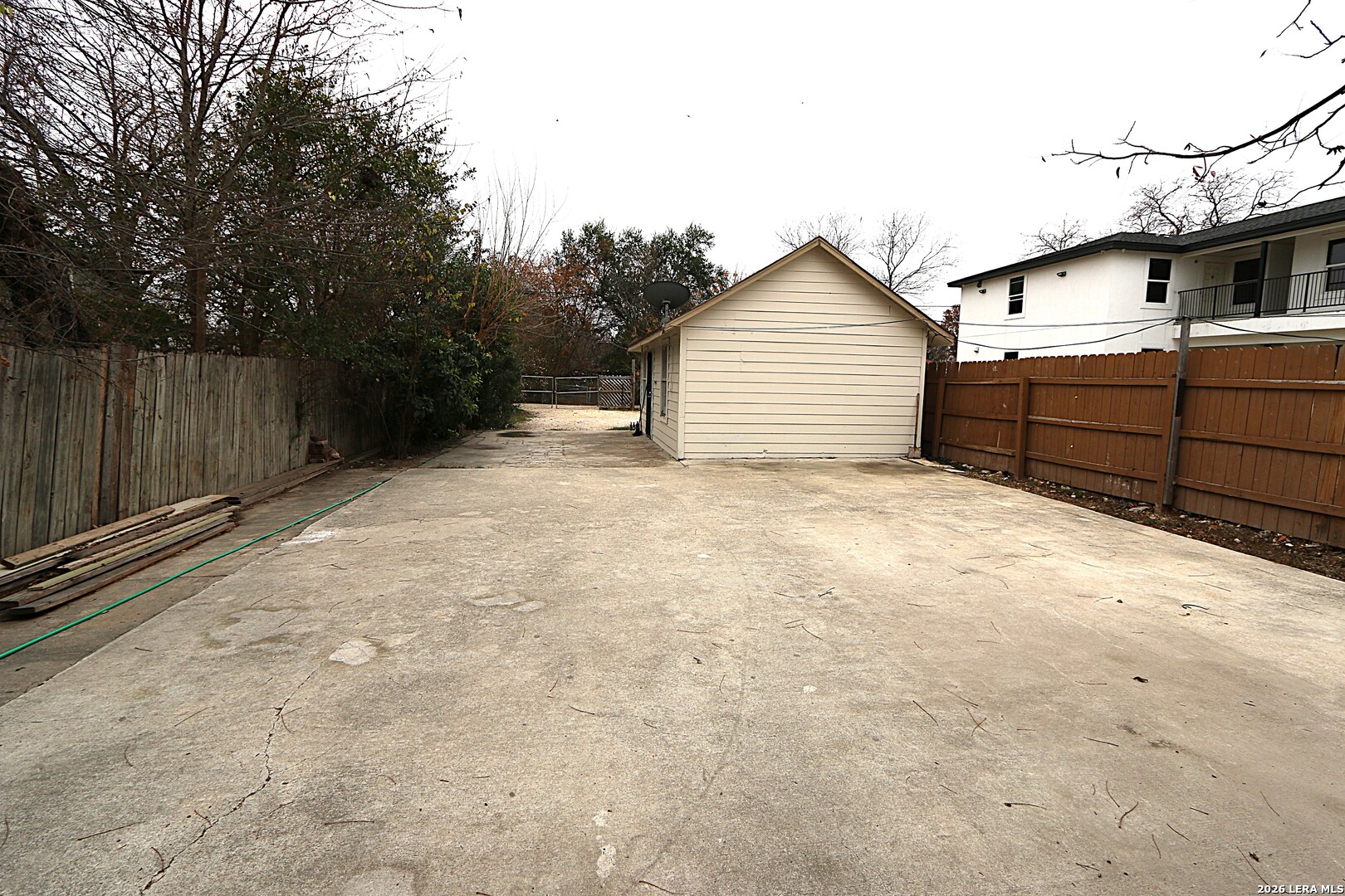 910 Culebra Road San Antonio, TX 78201 - Photo 18 of 33 a view of a house with a garage