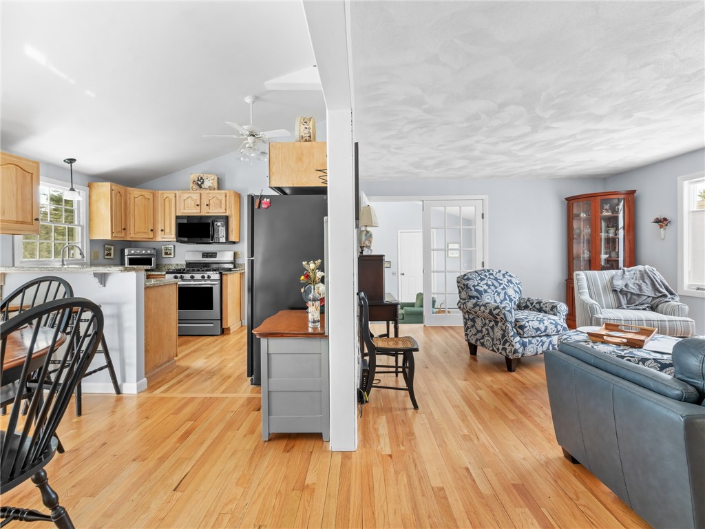 59 Wood Cove Drive Coventry, RI 02816 - Photo 23 of 49