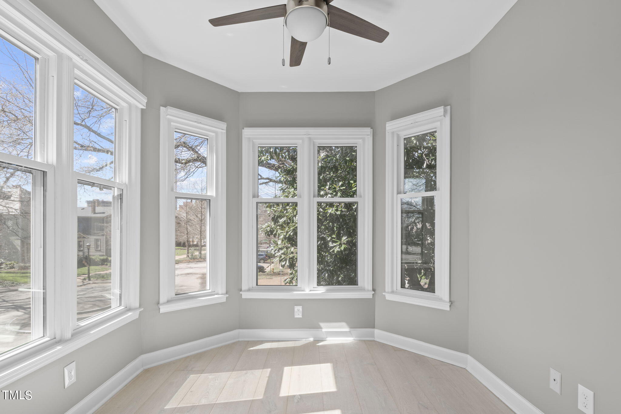235 New Bern Place, Unit 201 Raleigh, NC 27601 - Photo 18 of 35 A (16 of 23)