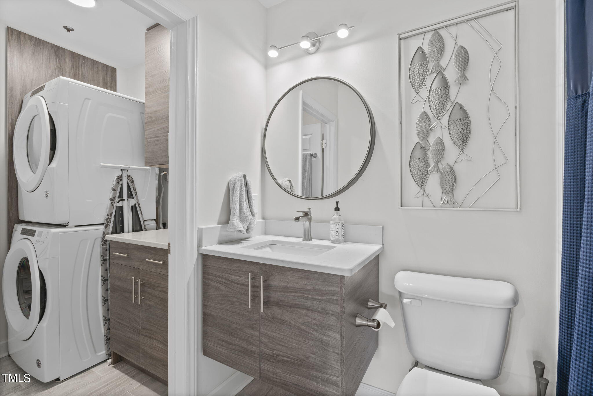 235 New Bern Place, Unit 201 Raleigh, NC 27601 - Photo 25 of 35 A (20 of 23)