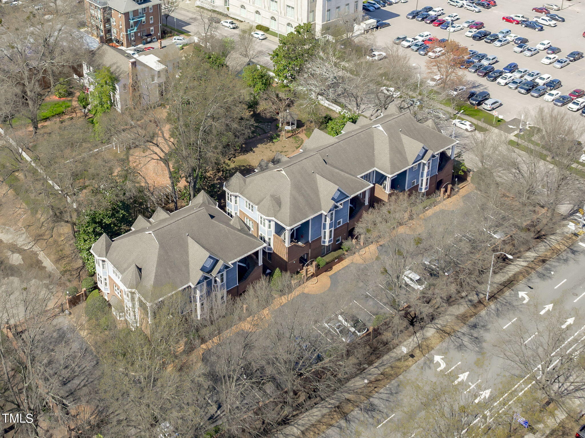235 New Bern Place, Unit 201 Raleigh, NC 27601 - Photo 28 of 35 Aerial (1 of 9)