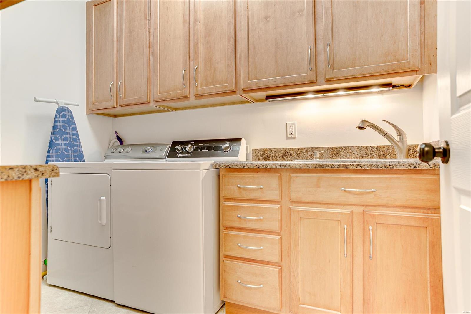 929 Summit Oaks Drive Eureka, MO 63025 - Photo 26 of 35