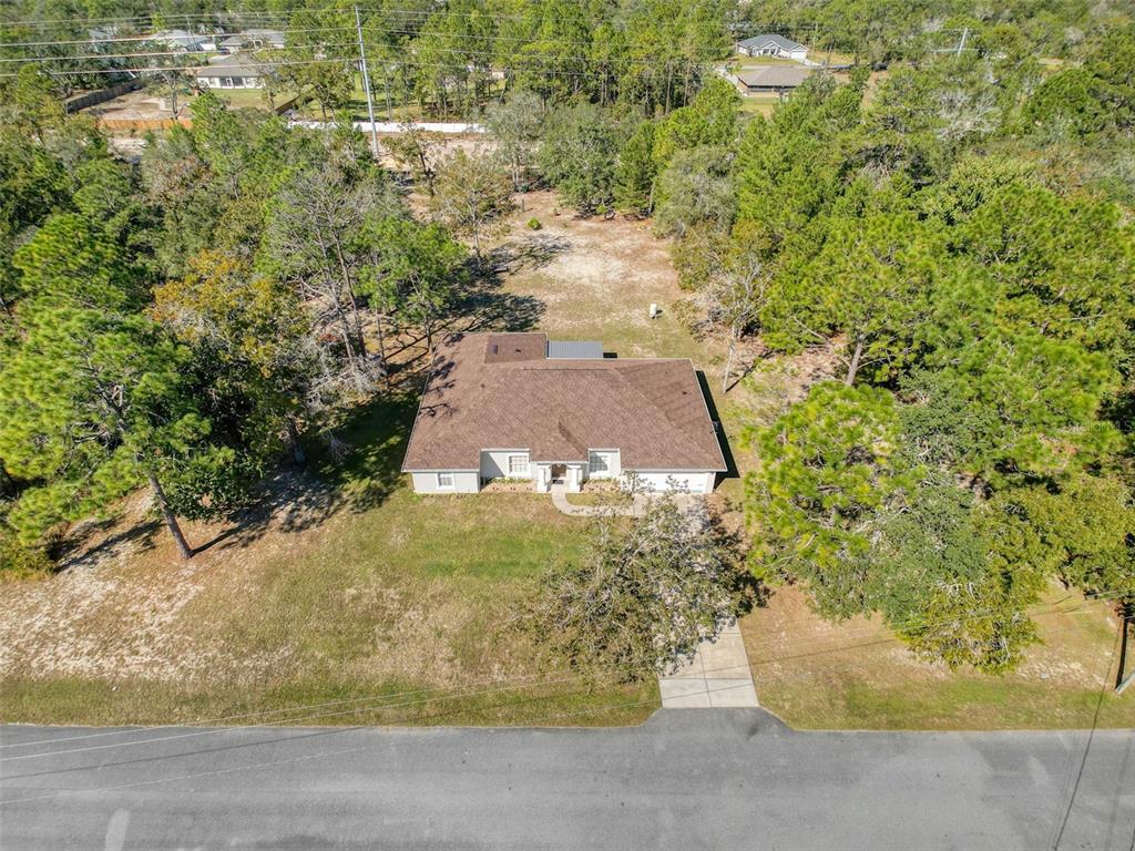 12105 Maripoe Road Weeki Wachee, FL 34614 - Photo 7 of 62