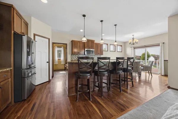 $525,000 | 12461 67th Street Northeast, Otsego, MN 55330