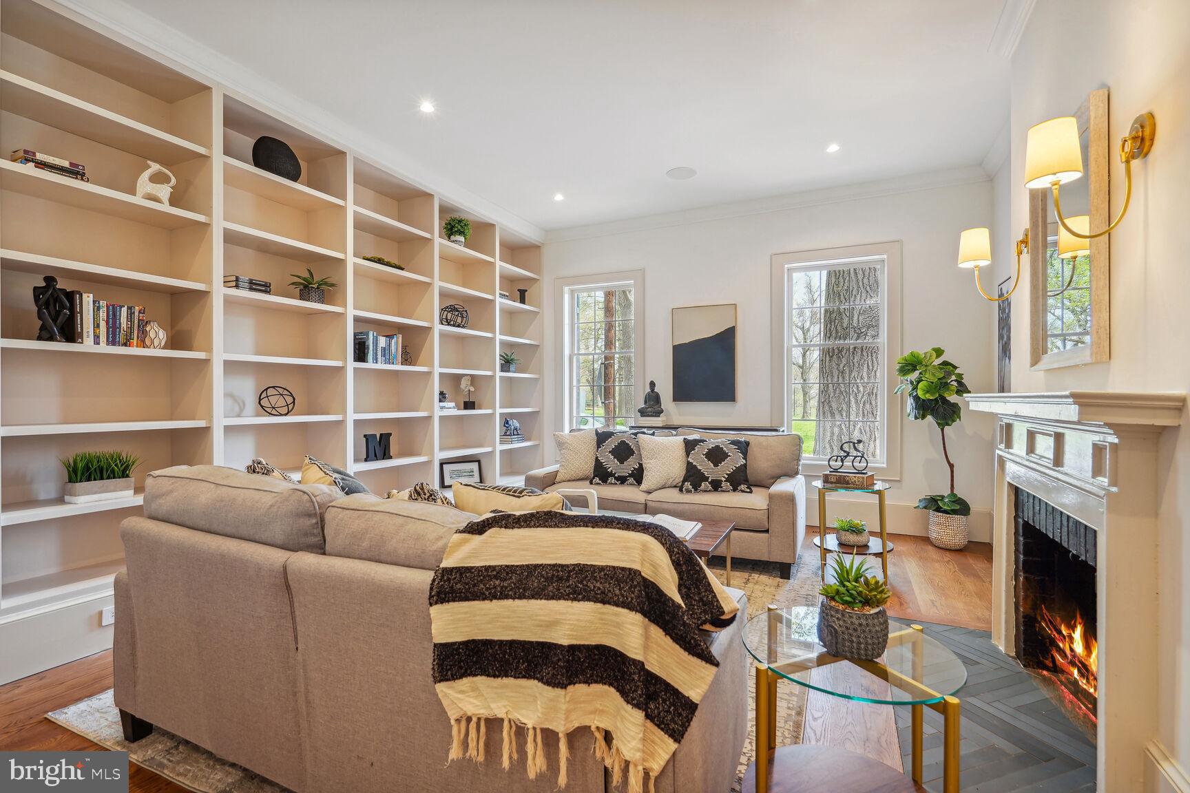 1306 27th Street Northwest Washington, DC 20007 - Photo 4 of 36 Handsome living/family room on main level