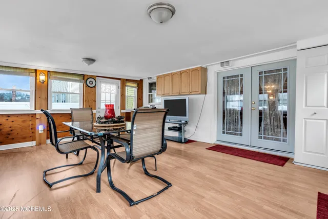 $495,000 | 4 Evergreen Place, Howell, NJ 07731