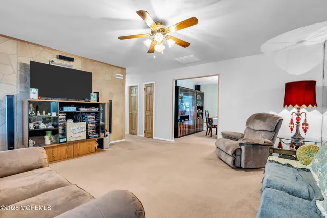 $495,000 | 4 Evergreen Place, Howell, NJ 07731