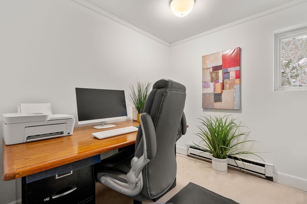 40 Bakers Hill Road Weston, MA 02493 - Photo 12 of 26