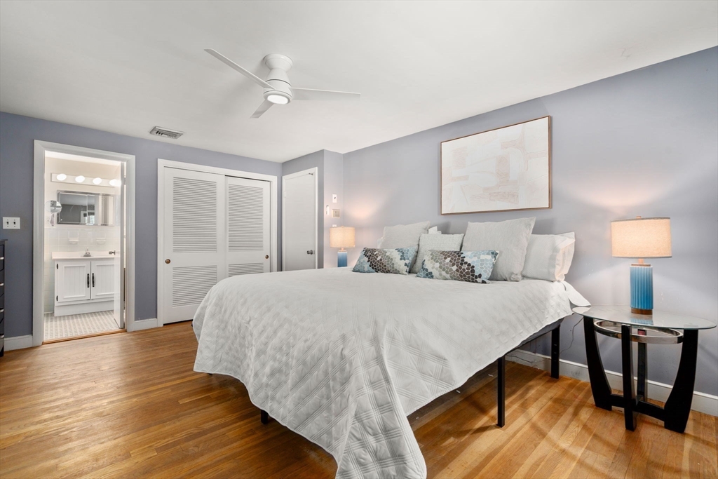 40 Bakers Hill Road Weston, MA 02493 - Photo 15 of 26