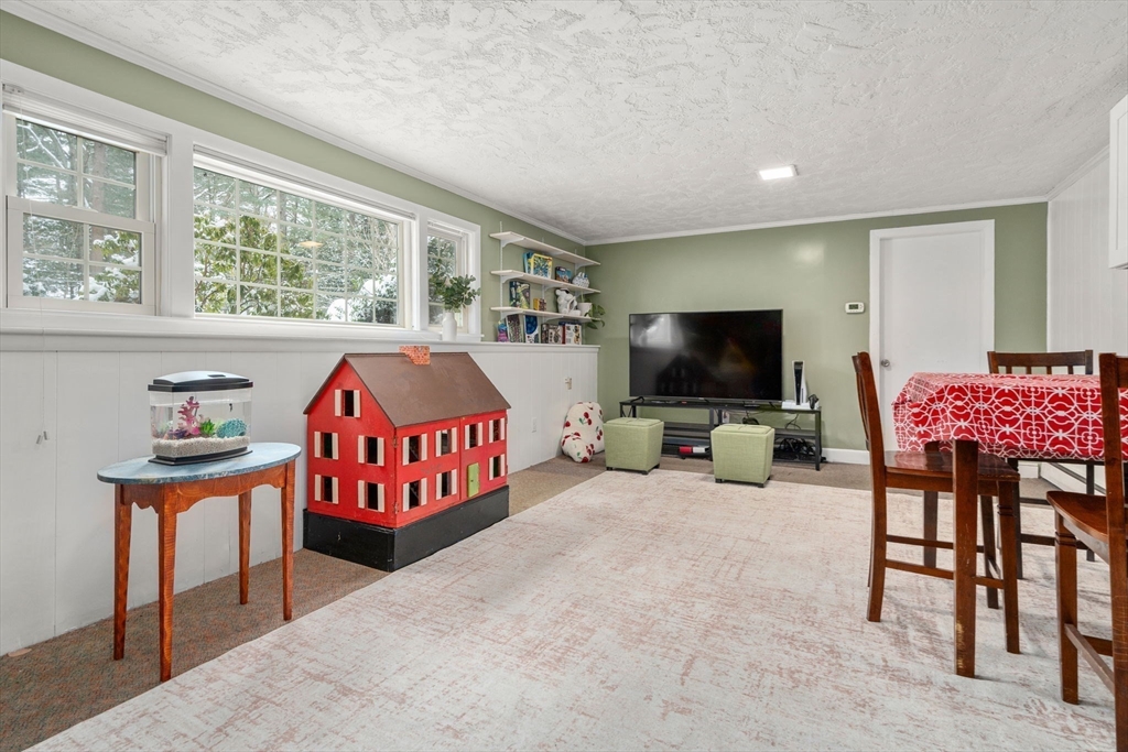 40 Bakers Hill Road Weston, MA 02493 - Photo 24 of 26