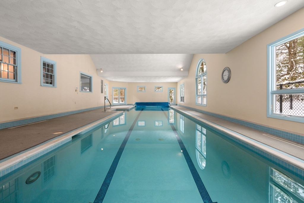 40 Bakers Hill Road Weston, MA 02493 - Photo 10 of 26