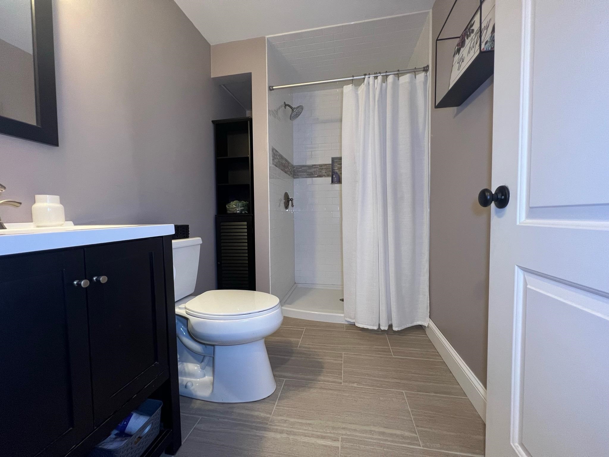 5 Tsienneto Road, Unit 17 Derry, NH 03038 - Photo 13 of 34 Gallery Image 13