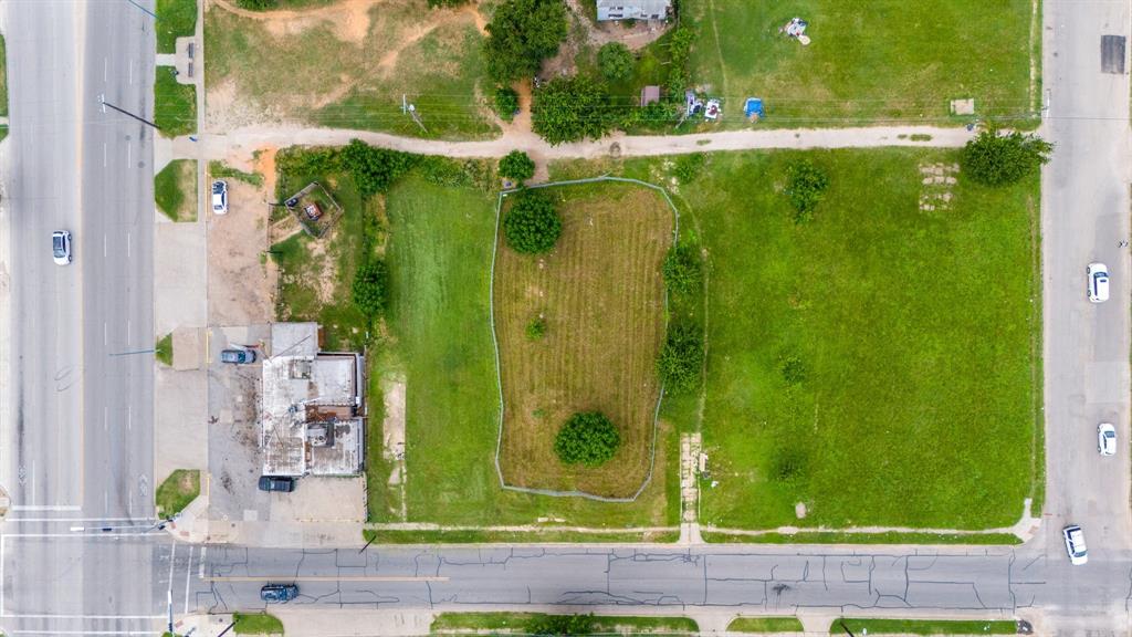 2917 Holmes Street Dallas, TX 75215 - Photo 3 of 7