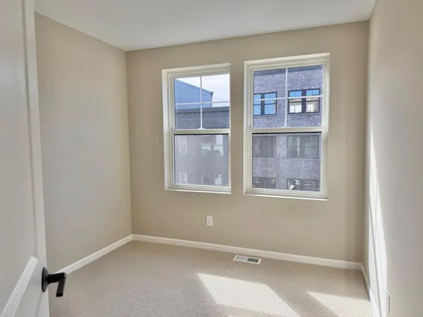 $699,990 | 838 South Woodlawn Avenue, St. Paul, MN 55116