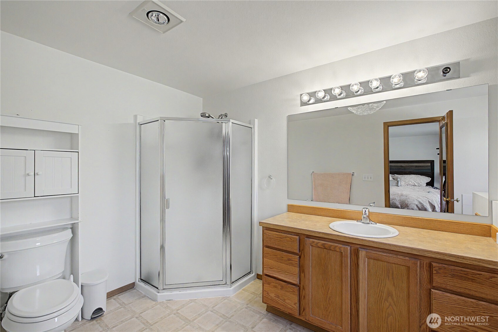 10548 179th Avenue Southwest Rochester, WA 98579 - Photo 15 of 36