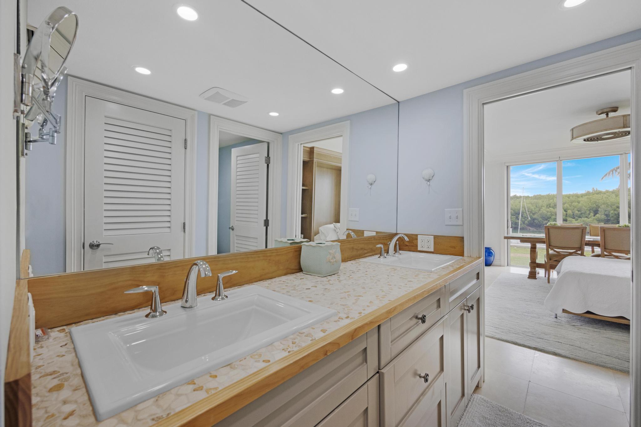 41 Pumpkin Cay Road, Unit A Key Largo, FL 33037 - Photo 13 of 22 Guest Bathroom