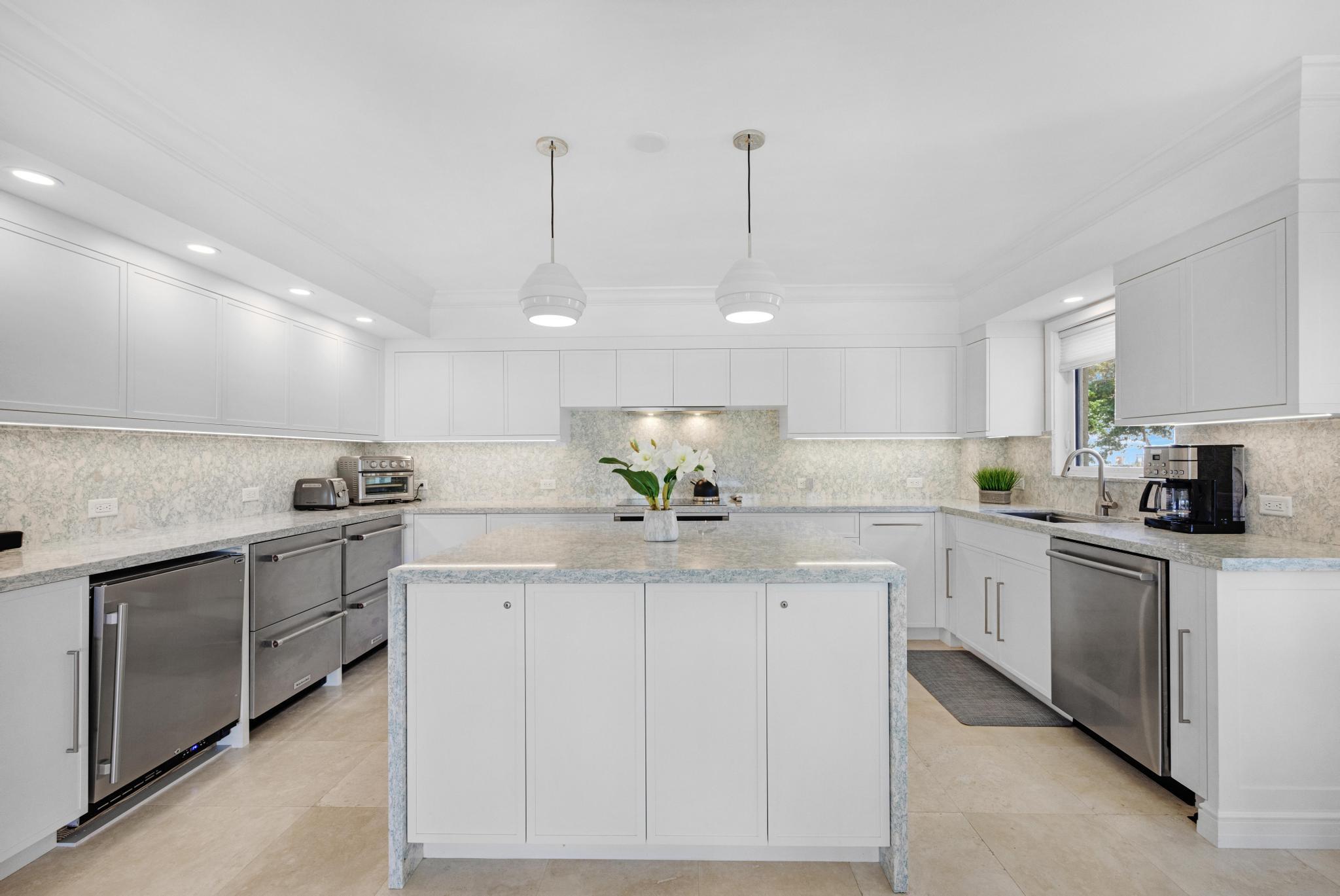 41 Pumpkin Cay Road, Unit A Key Largo, FL 33037 - Photo 6 of 22 Kitchen