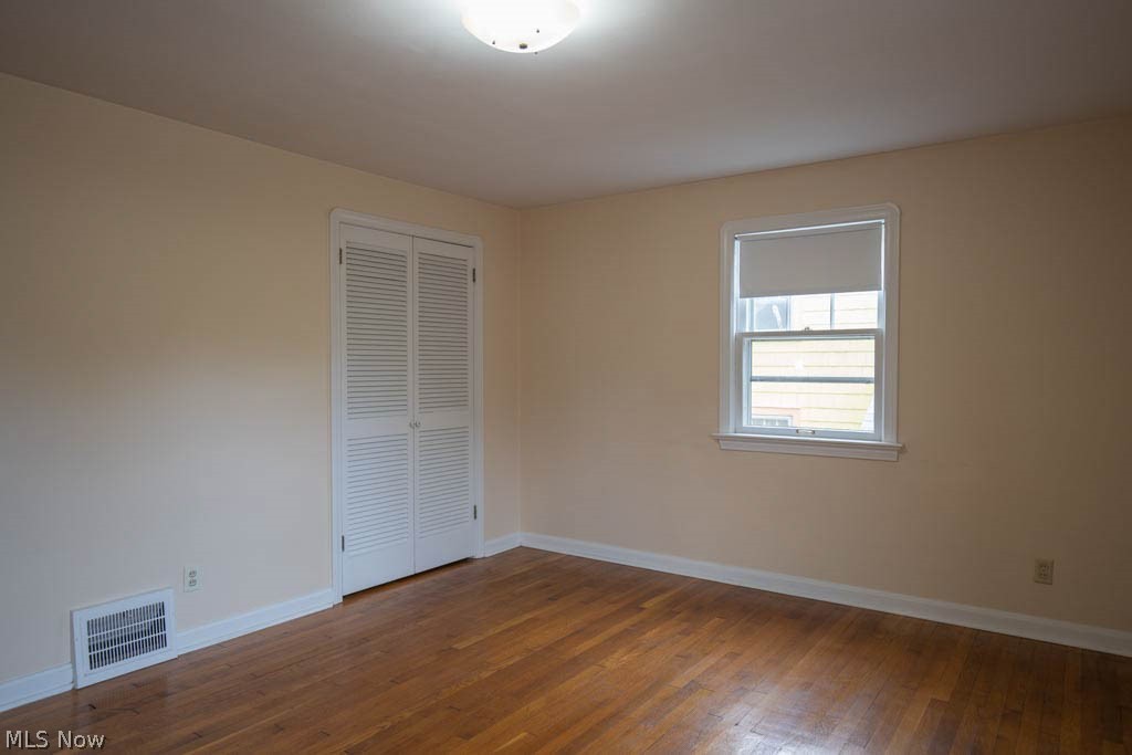 920 Beverly Road Cleveland, OH 44121 - Photo 14 of 29 Bedroom 2