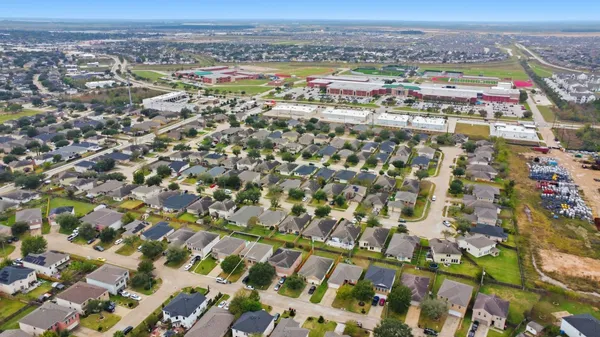 $300,000 | 7903 Raven Creek Lane, Cypress, TX 77433