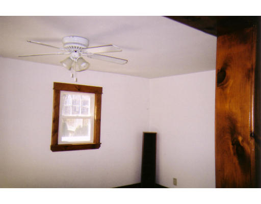 16 Upper Russell Road Huntington, MA 01050 - Photo 3 of 10