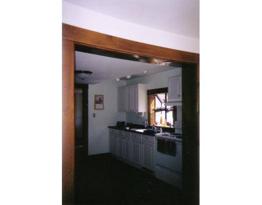 16 Upper Russell Road Huntington, MA 01050 - Photo 4 of 10