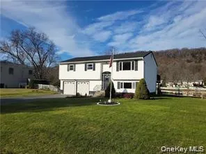$799,000 | 36 Merriewold Lane North, Monroe, NY 10950