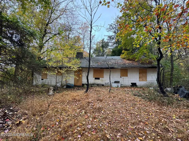 $300,000 | 316 A Sweetmans Lane, Millstone Township, NJ 08535