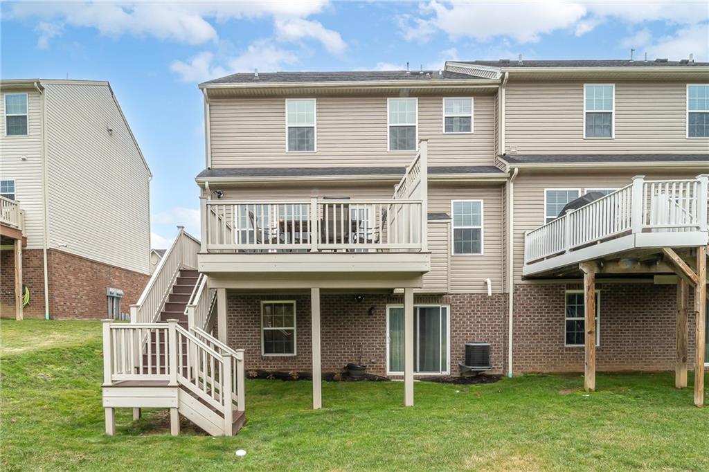 107 Maple Ridge Court Canonsburg, PA 15317 - Photo 3 of 24 Gallery Image 3