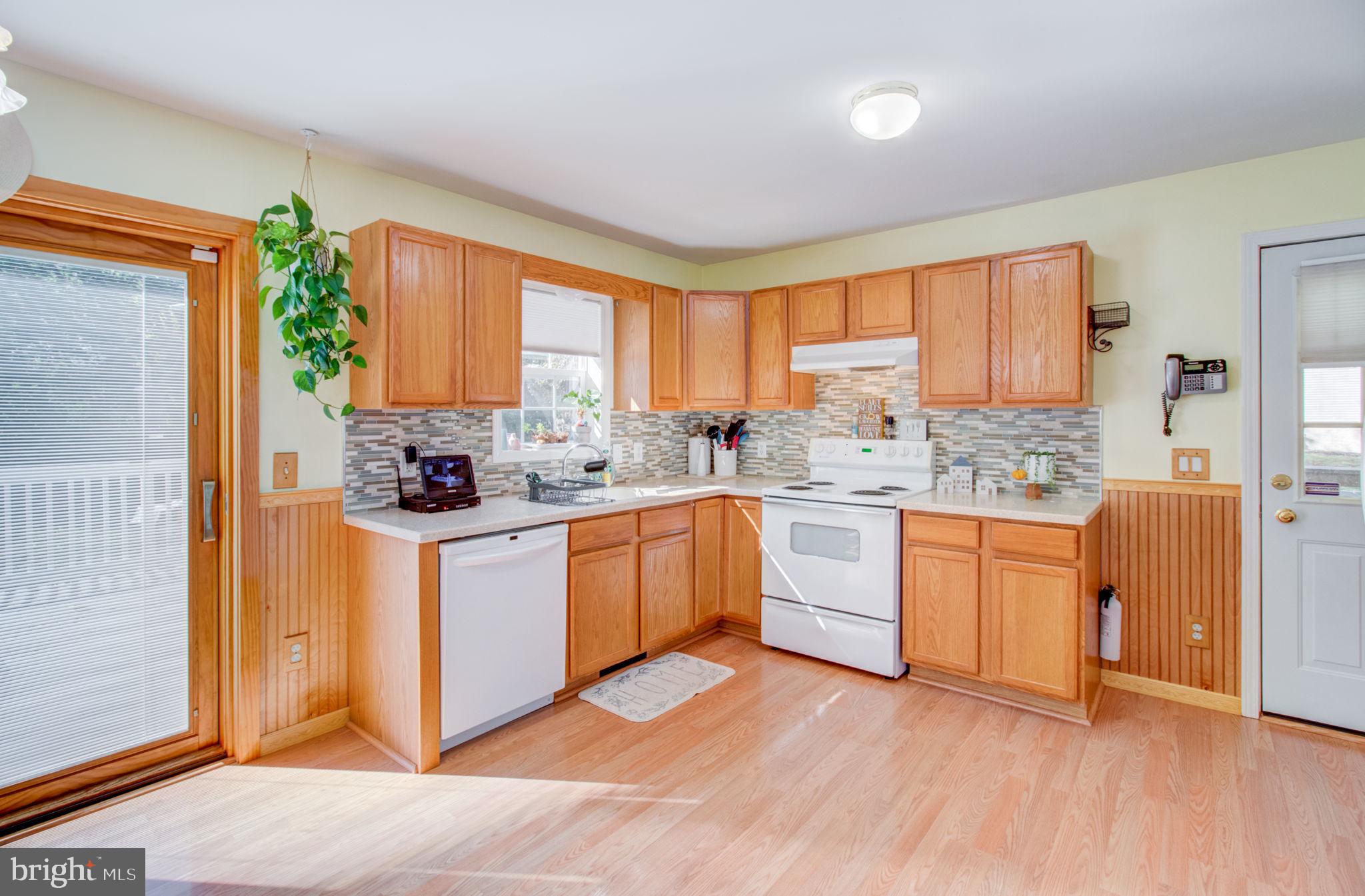 693 Garden Road Pittsgrove, NJ 08318 - Photo 9 of 34