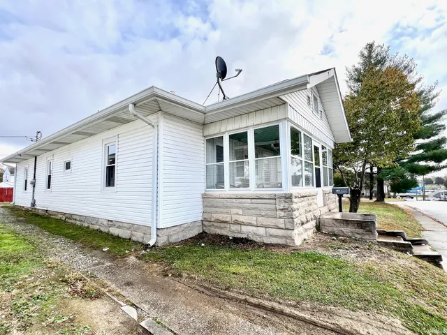 $209,900 | 1414 R Street, Bedford, IN 47421