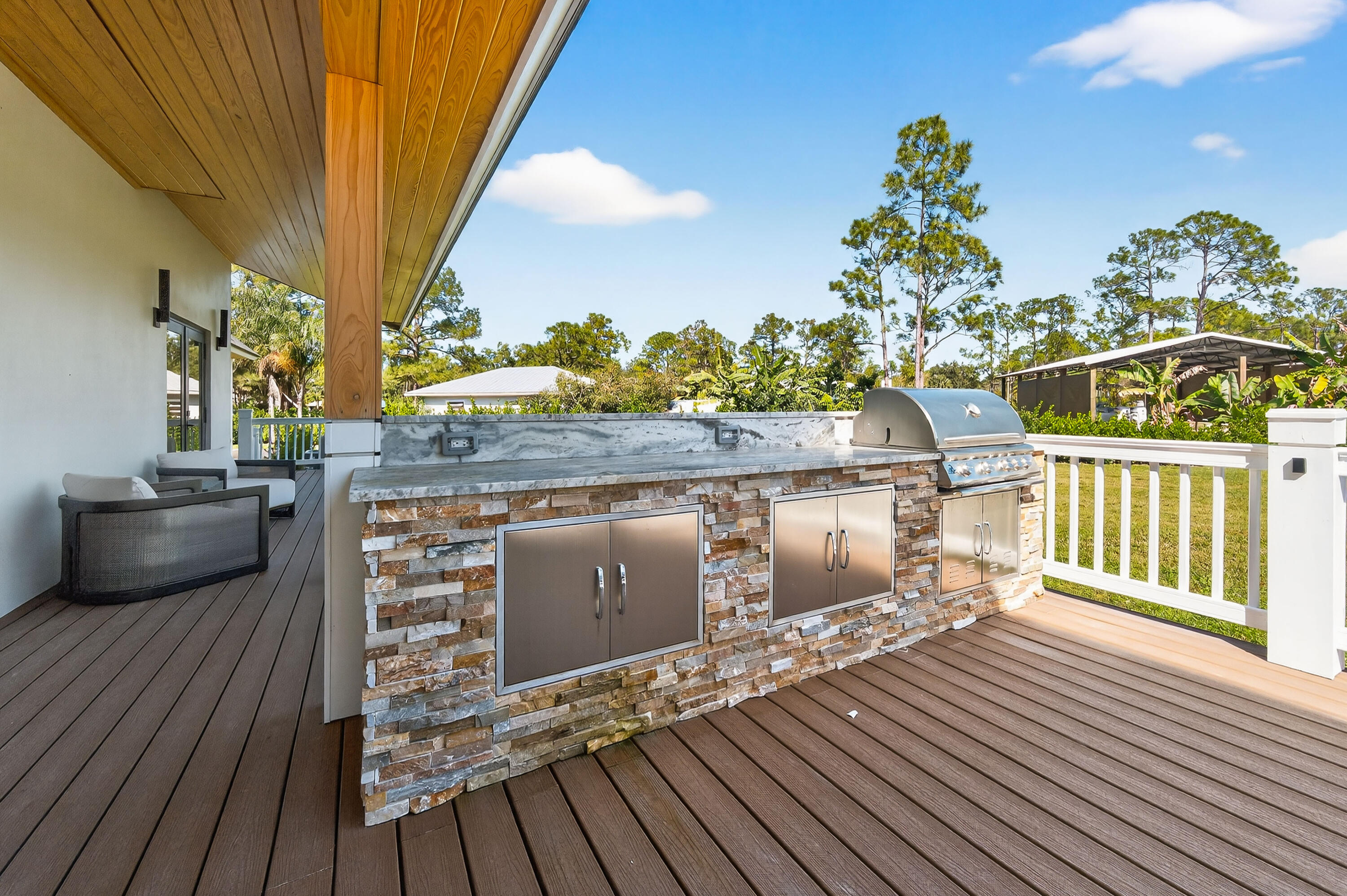 13613 157th Court North Jupiter, FL 33478 - Photo 34 of 54 13613 157th Ct N (13)