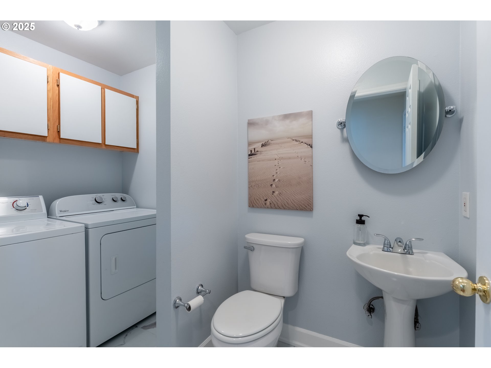 7165 Southwest Sagert Street, Unit 107 Tualatin, OR 97062 - Photo 11 of 27