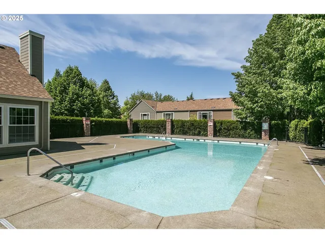 $320,000 | 7165 Southwest Sagert Street, Unit 107, Tualatin, OR 97062