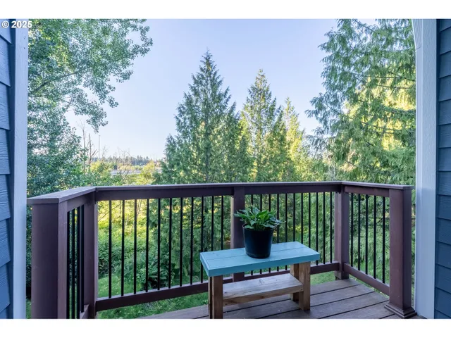 $320,000 | 7165 Southwest Sagert Street, Unit 107, Tualatin, OR 97062