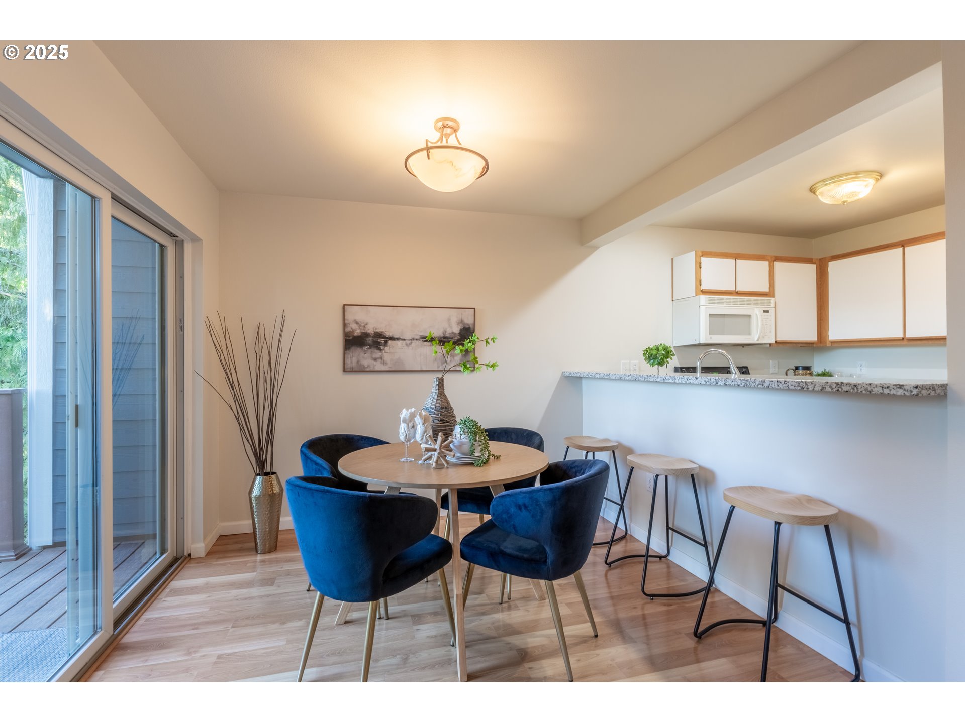 7165 Southwest Sagert Street, Unit 107 Tualatin, OR 97062 - Photo 8 of 27