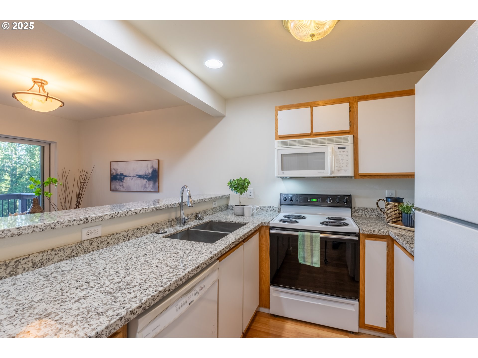 7165 Southwest Sagert Street, Unit 107 Tualatin, OR 97062 - Photo 10 of 27