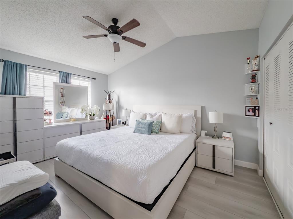 724 Kensington Lake Circle Brandon, FL 33511 - Photo 18 of 31