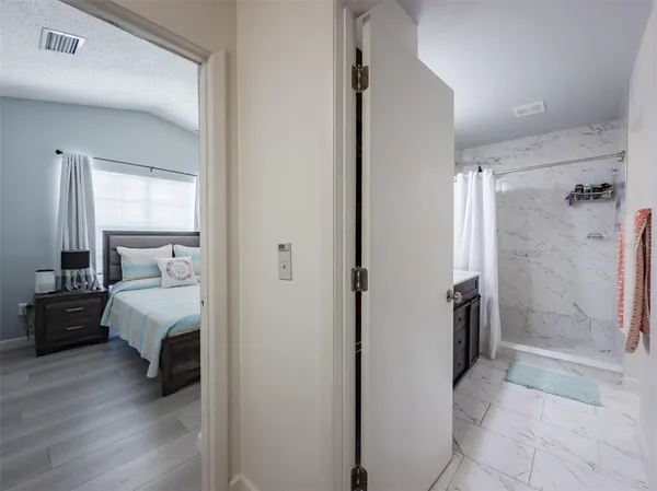 $1,800 | 724 Kensington Lake Circle, Brandon, FL 33511